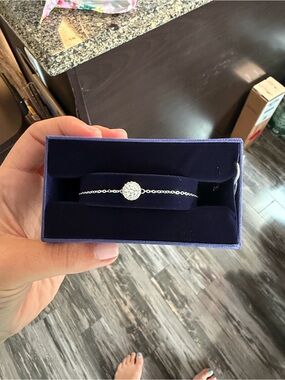 NIB Swarovski Pave Sterling Silver Halo Cubic Zirconia Bracelet - White